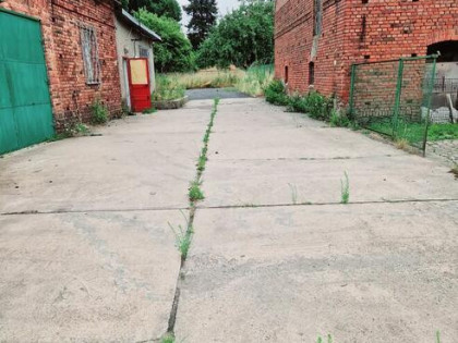 Pomieszczenia biurowo- magazynowe , ogrodzone do wynajęcia.