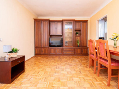 Kawalerka na sprzedaż- PARTER, dogodna lokalizacja