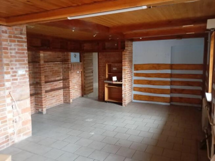 Wynajmę lokal handlowo-usługowy!