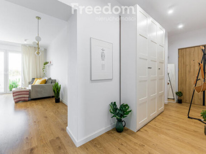 2 pokoje, blisko metra, umeblowane, Plac Hallera.