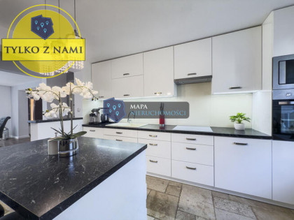 Przestronny dom, idealny dla rodziny.