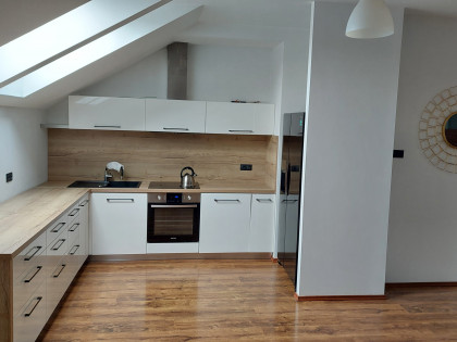 Wynajem Niepołomice, 2 piętro, 3 pokoje, garaż, balkon