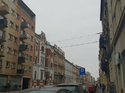 Lokal gastronomiczny/handlowy z witrynami blisko Rynku.