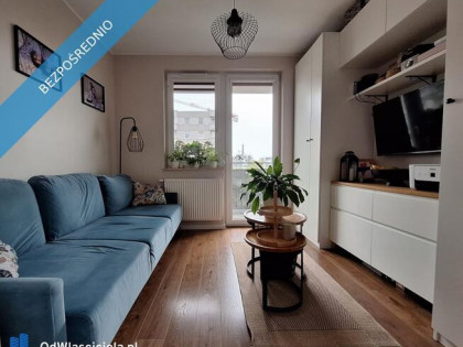 3 pokoje, Os Piastów, bezpośrednio