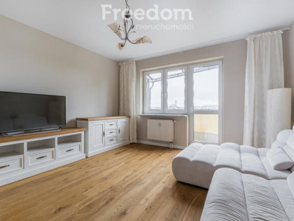 Przestronne 4-pokojowe mieszkanie na Woli