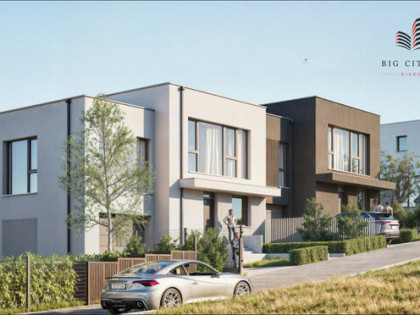 Dom Lublin Sławinek, Warszawska