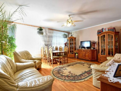 * Wyposażone przestronne mieszkanie 60,5 m2 *