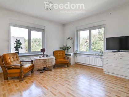 Dom w pięknej okolicy nad jeziorem, 700 m Osowej