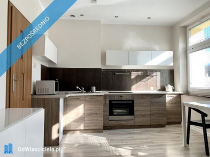 Słoneczna kawalerka do wynajęcia.