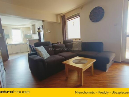 Czteropokojowe mieszkanie ul. Złota, duży balkon!