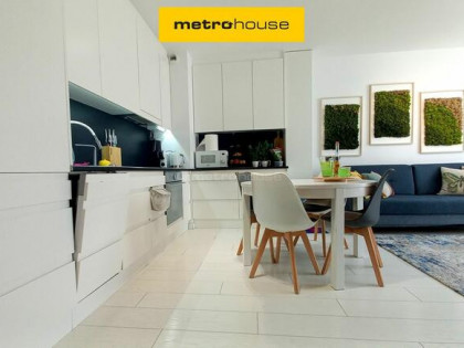 4 pokoje 71 m2/ loggia/ garaż /ogrody