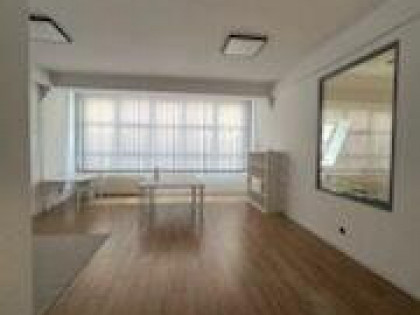 Sprzedam lokal usługowy 90 m2