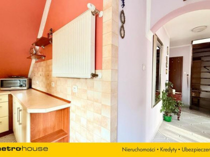 Dom z lokalem usługowym blisko morza