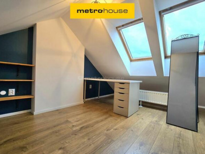 Dwupoziomowe, widokowe mieszkanie