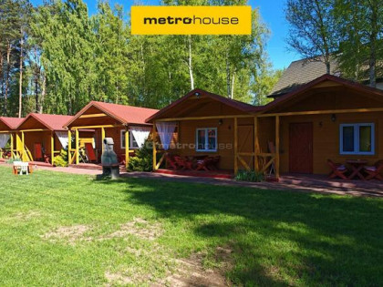 Gotowy biznes nad morzem! 5 domków, działka 877m2.