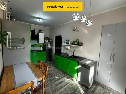 Klimatyczne 2 pokojowe mieszkanie tuż przy parku !