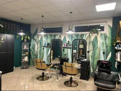 Lokal pod fryzjera wyposażony