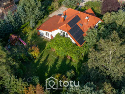 Dom Marianów gm. Leszno,