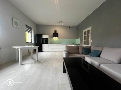 Na sprzedaż 2-pokojowe mieszkanie na Ip.+m. postojowe