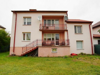 Dom dla jedno, dwu lub trzy pokoleniowej rodziny