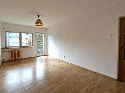 Jana 16, Bałuty, 2 pokoje z balkonem, 45m2