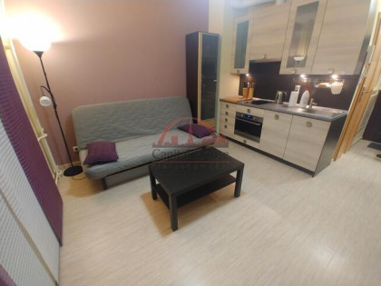 Kawalerka umeblowana, przy metrze Racławicka