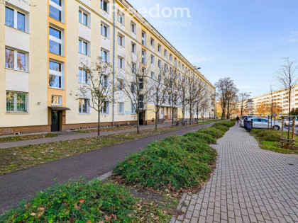 Trzy pokoje, oddzielna kuchnia