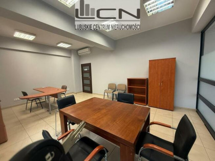 Wynajmę lokal biurowo-usługowy Staszica Gorzów