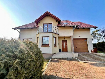 Dom jednorodzinny z widokiem na jezioro - NOWA CENA