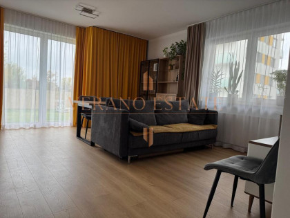 Parter - 2 pokoje, duży ogród, stan idealny!