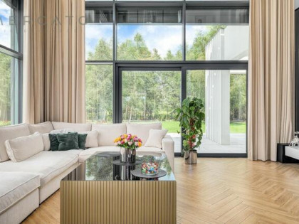 Dom Chrzęsne gm. Tłuszcz, Sulejowska