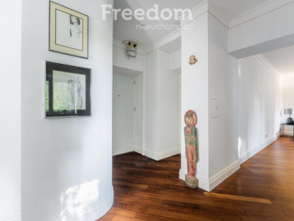 Wygodny, przestronny i klimatyczny apartament