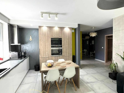 Komfort, przestrzeń i spokój – bezczynszowe mieszkanie z MIEJSCEM PARKINGOWYM