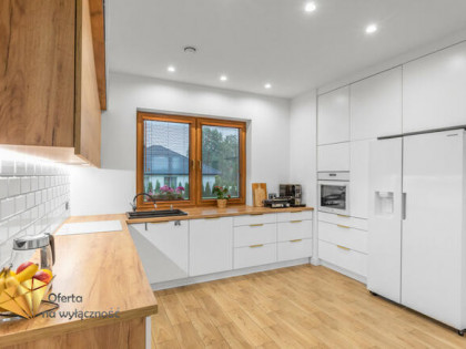 Dom Świdnik Nowy Krępiec, Kwiatowa