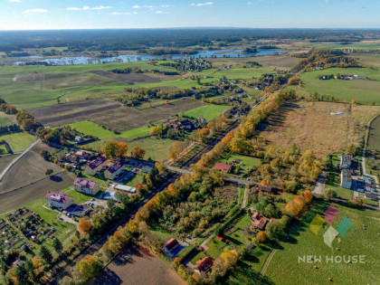 Działki z warunkami zab. pod 3 budynki mieszkalne