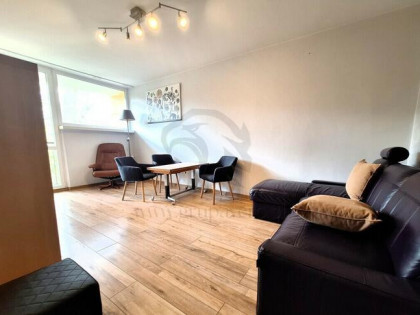 Nie willa, ale wino smakuje tu lepiej.