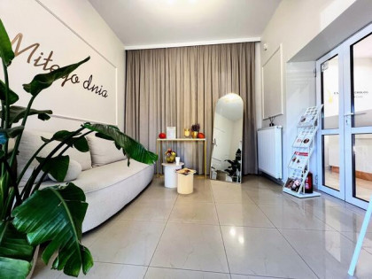 Wysoki standard, parking, dostęp do wody