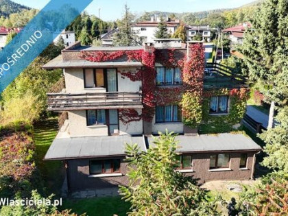 Dom jedno- / wielorodzinny / pensjonat