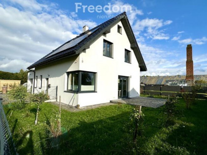 Nowoczesny dom przy lesie w Smolnicy