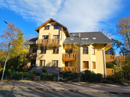 Duży dwupoziomowy apartament w centrum Karpacza