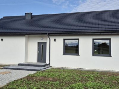 Dom parterowy 97m2 wolnostojący działka 970m2