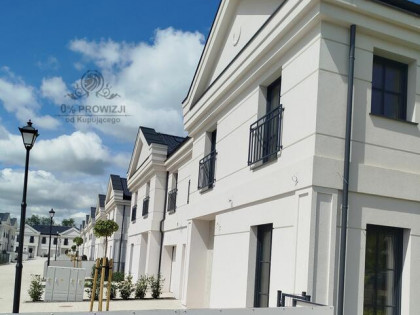 Ekskluzywny dom/ogród/, Oporów-Wrocław/fotowoltaika gratis