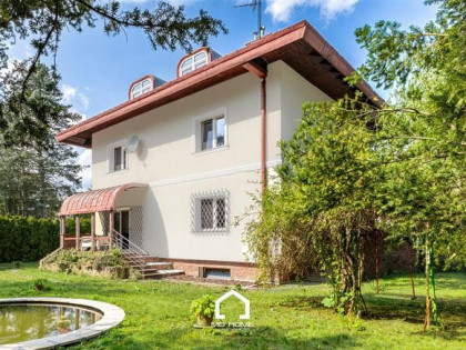 Dom Warszawa Wawer, Planetowa