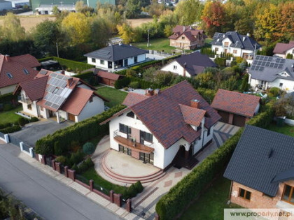 Dom-bliźniak, Straszęcin, Dębica