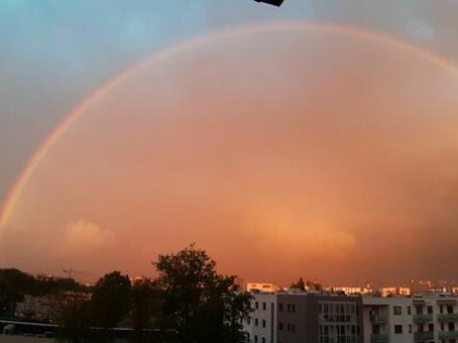 2 pokojowe mieszkanie z kuchnią, balkon - dużo zieleni