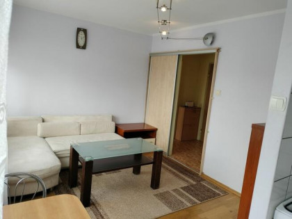 Os. Asnyka - 2pokojowe mieszkanie II piętro