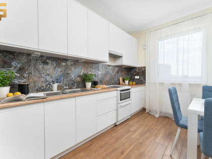 Mieszkanie Warszawa gm. Wola Wola, Obozowa