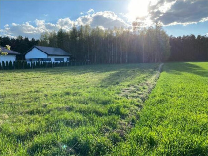 Atrakcyjna działka budowlana Komparzów 20 ar