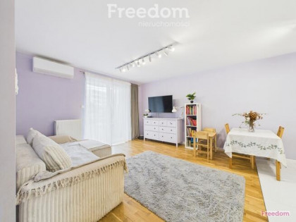 Parter z tarasem i sauną - idealne dla każdego!