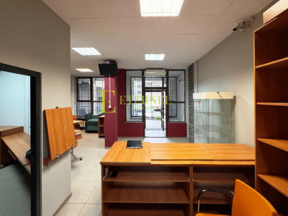 Lokal użytkowy w pasażu handlowym - Rusznikarska